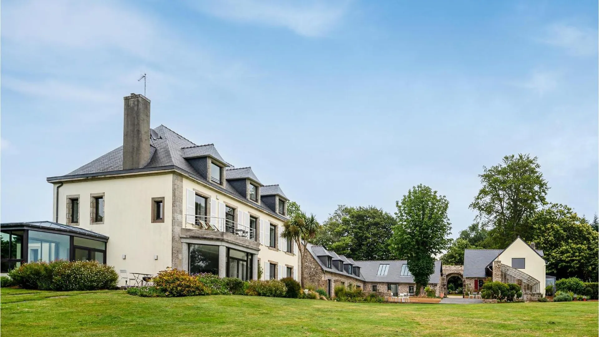 Stunning Apartment In Concarneau With Sauna 0*,  Frankrig